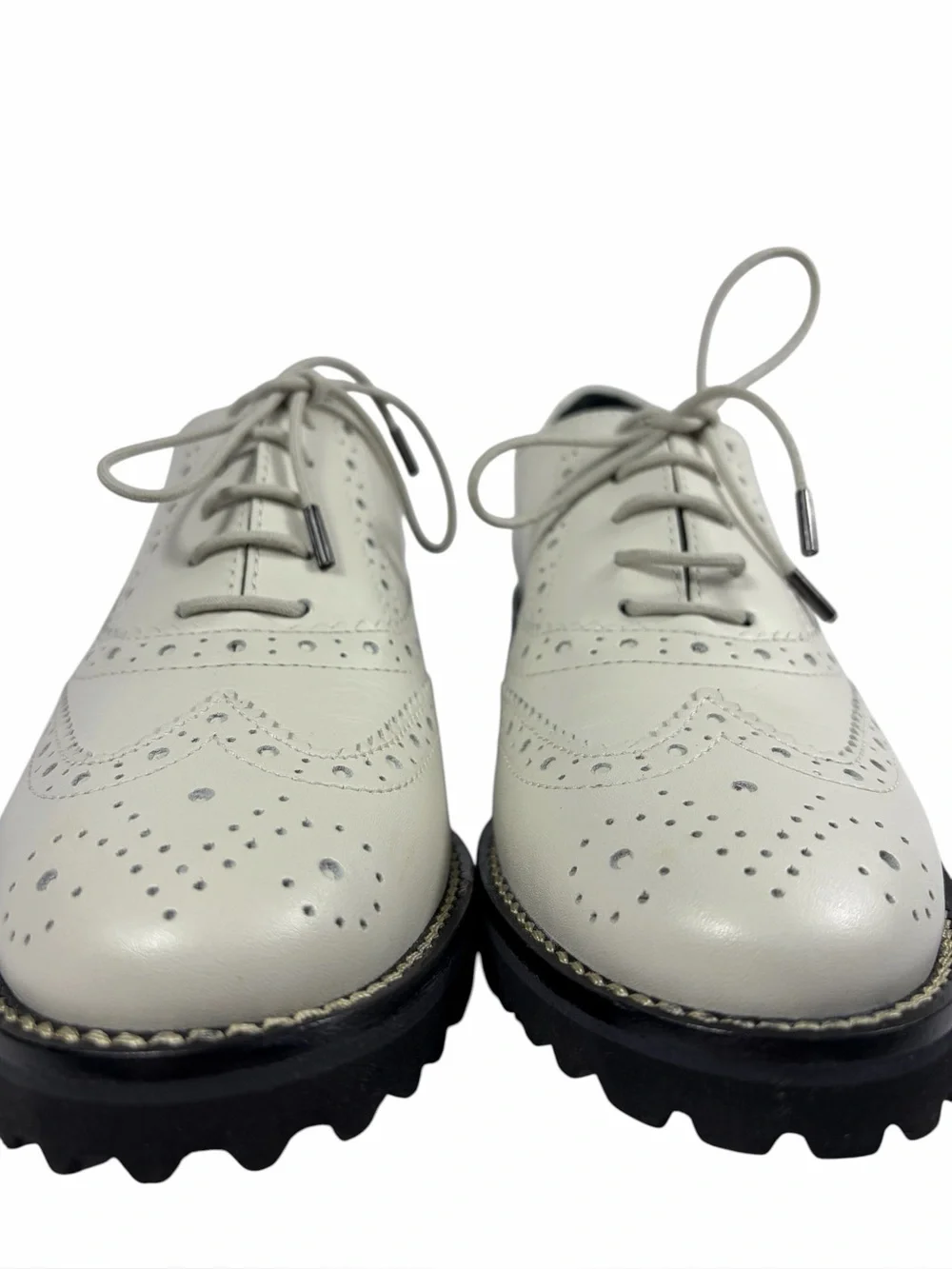 NWOB Marc Joseph pale grey Wingtip Brogue Oxfords with lugg soles. Size 6.5